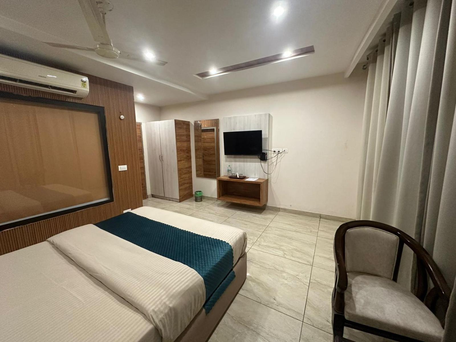 Destination Hotel Zirakpur